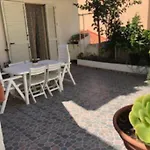 דירה La Bomboniera בוג'רו